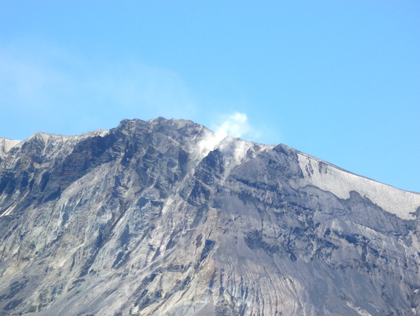 Činná sopka Svätá Helena (z jej vrcholu sa skutočne parí!)