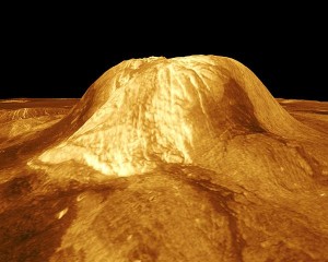 Gula Mons, štítová sopka v oblasti Eistla Regio. Trojrozmerný obrázok vznikol na základe údajov zo sondy Magellan.