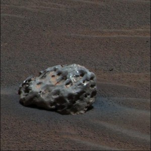 Železo-niklový meteorit, ktorý vozidlo objavilo