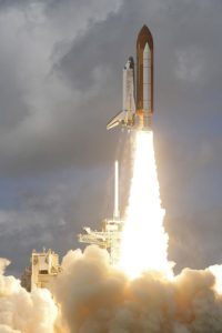 Štart raketoplánu Discovery STS-120